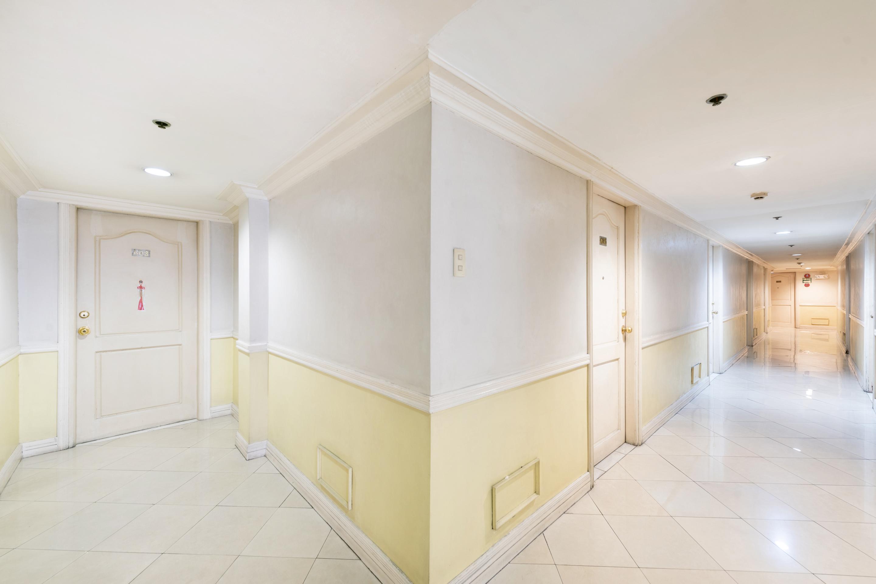 Hotel Oyo 115 Northridge Mansions à Quezon City Extérieur photo