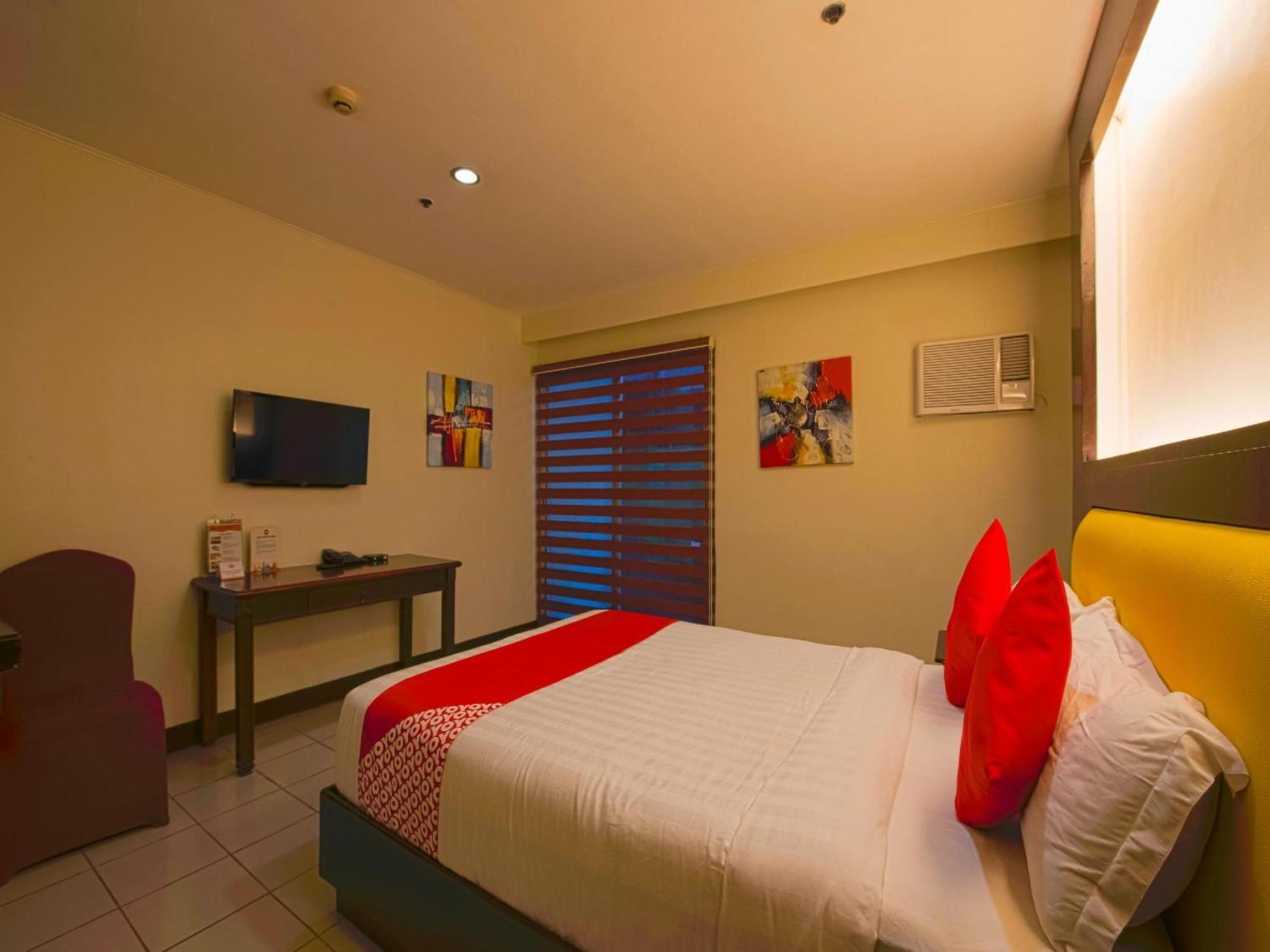 Hotel Oyo 115 Northridge Mansions à Quezon City Extérieur photo