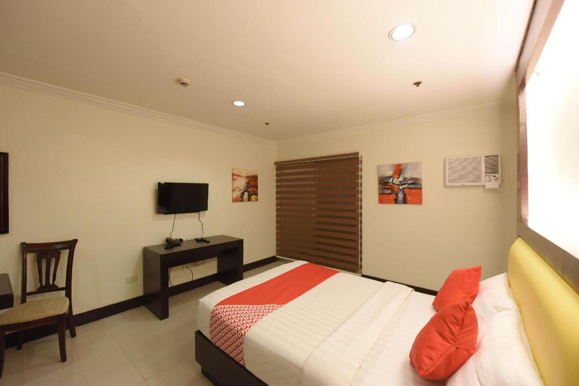 Hotel Oyo 115 Northridge Mansions à Quezon City Extérieur photo