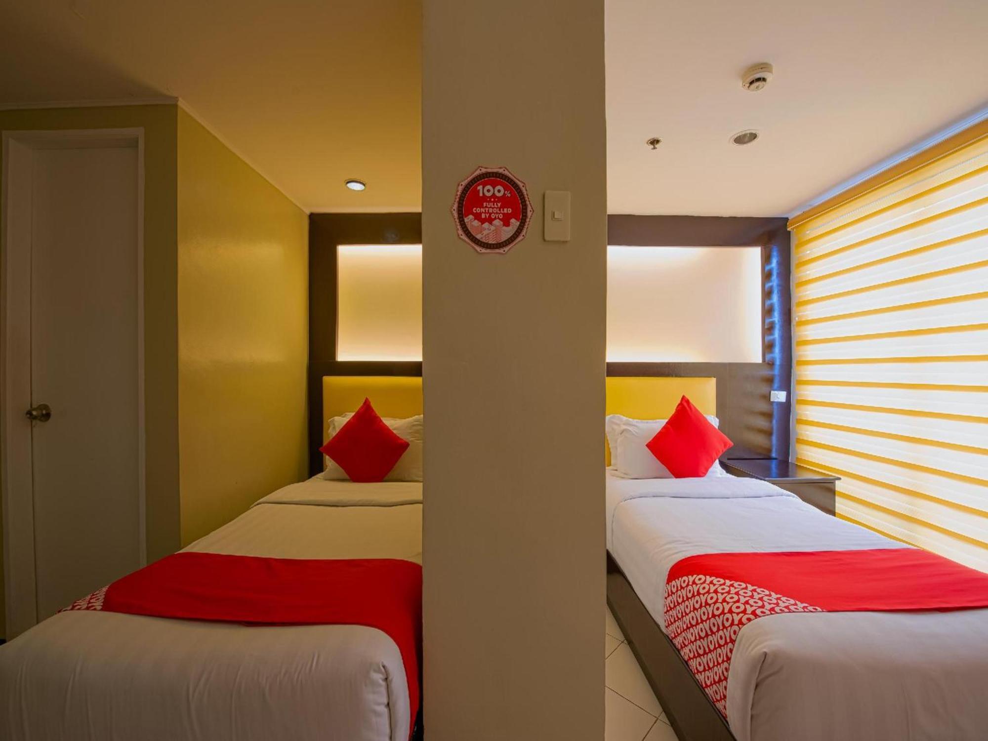Hotel Oyo 115 Northridge Mansions à Quezon City Extérieur photo